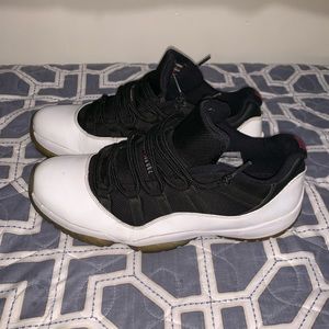 JORDAN RETRO 11 LOW